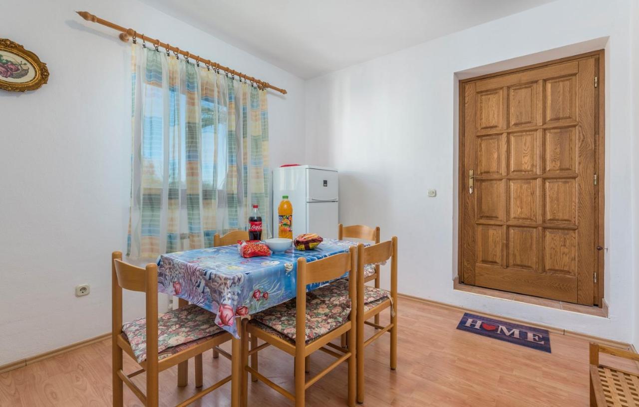 Apartments Ulika Cervar-Porat ภายนอก รูปภาพ